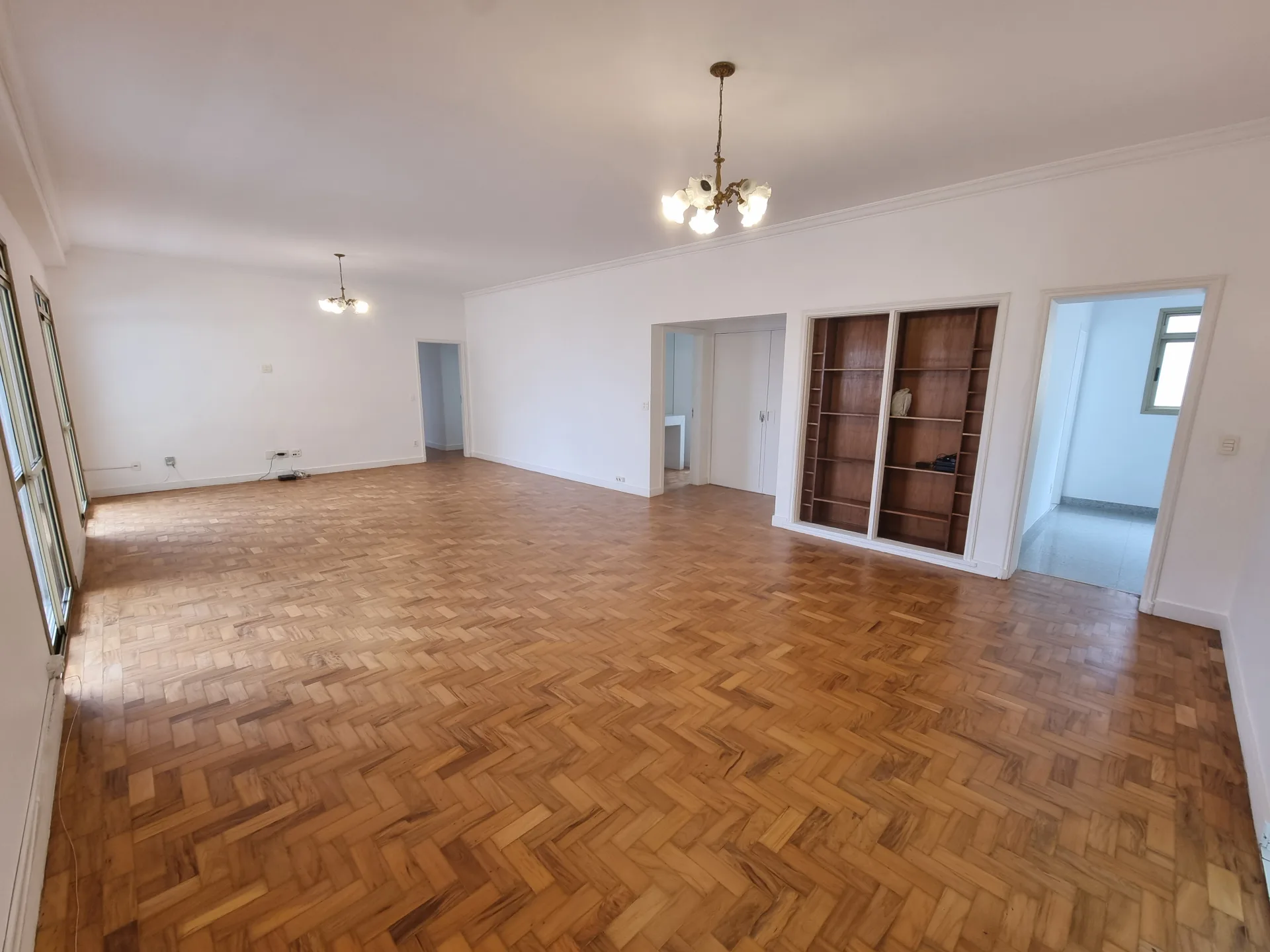 Apartamento à Venda no Saint Honoré – 233m², 3 Dormitórios e Vista Panorâmica para a Avenida Paulista