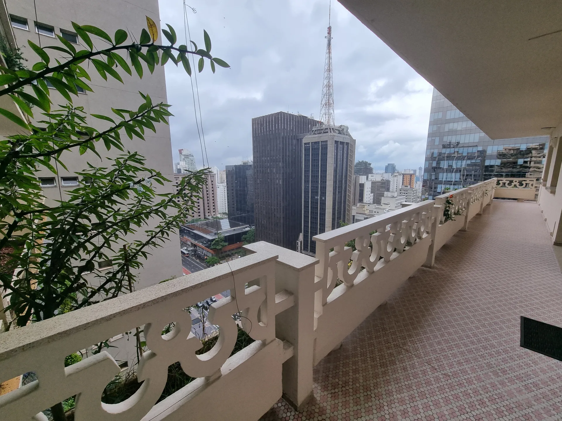 Apartamento à Venda no Saint Honoré – 233m², 3 Dormitórios e Vista Panorâmica para a Avenida Paulista