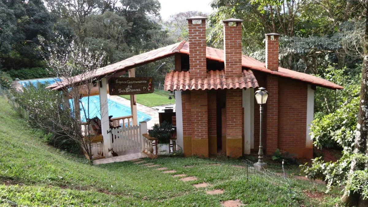 Chácara no Cond. Santa Helena - Castelo Branco km 42, a menos de 40 km de SP