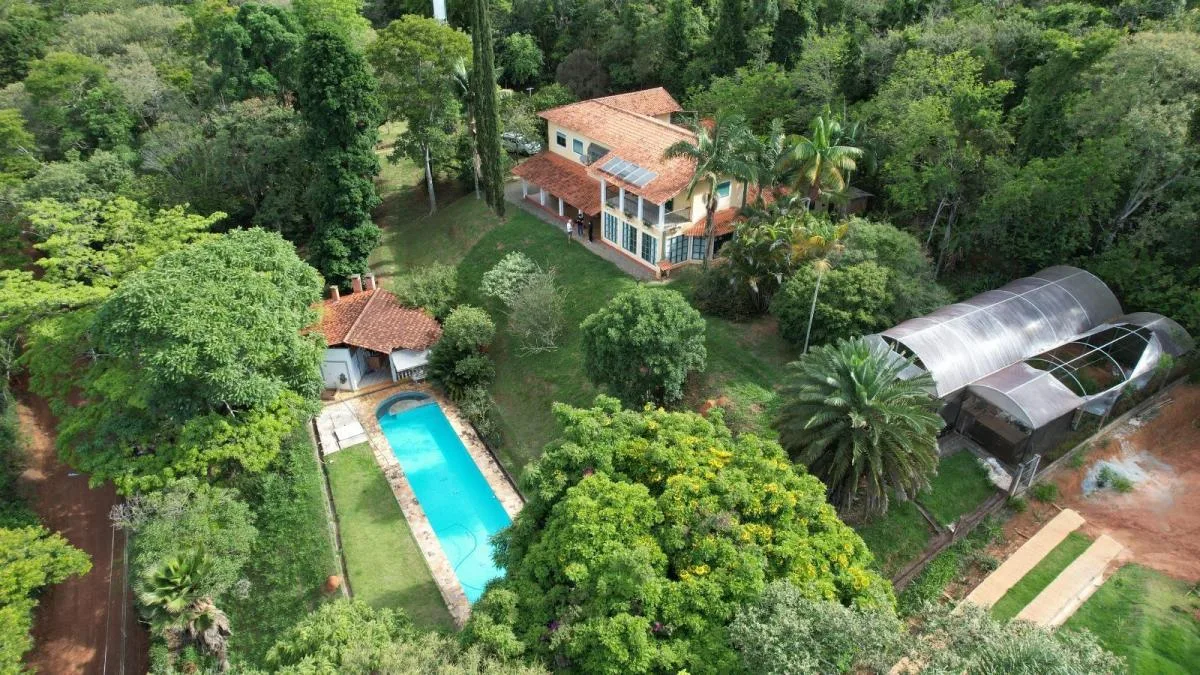 Chácara no Cond. Santa Helena - Castelo Branco km 42, a menos de 40 km de SP