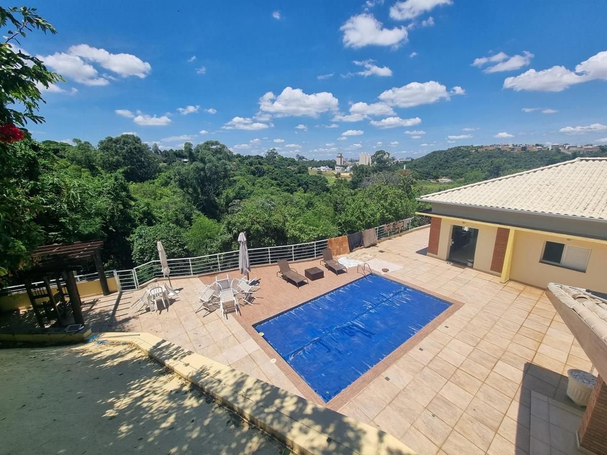 Chácara à venda em bairro nobre em Sorocaba próximo a Raposo Tavares e Centro