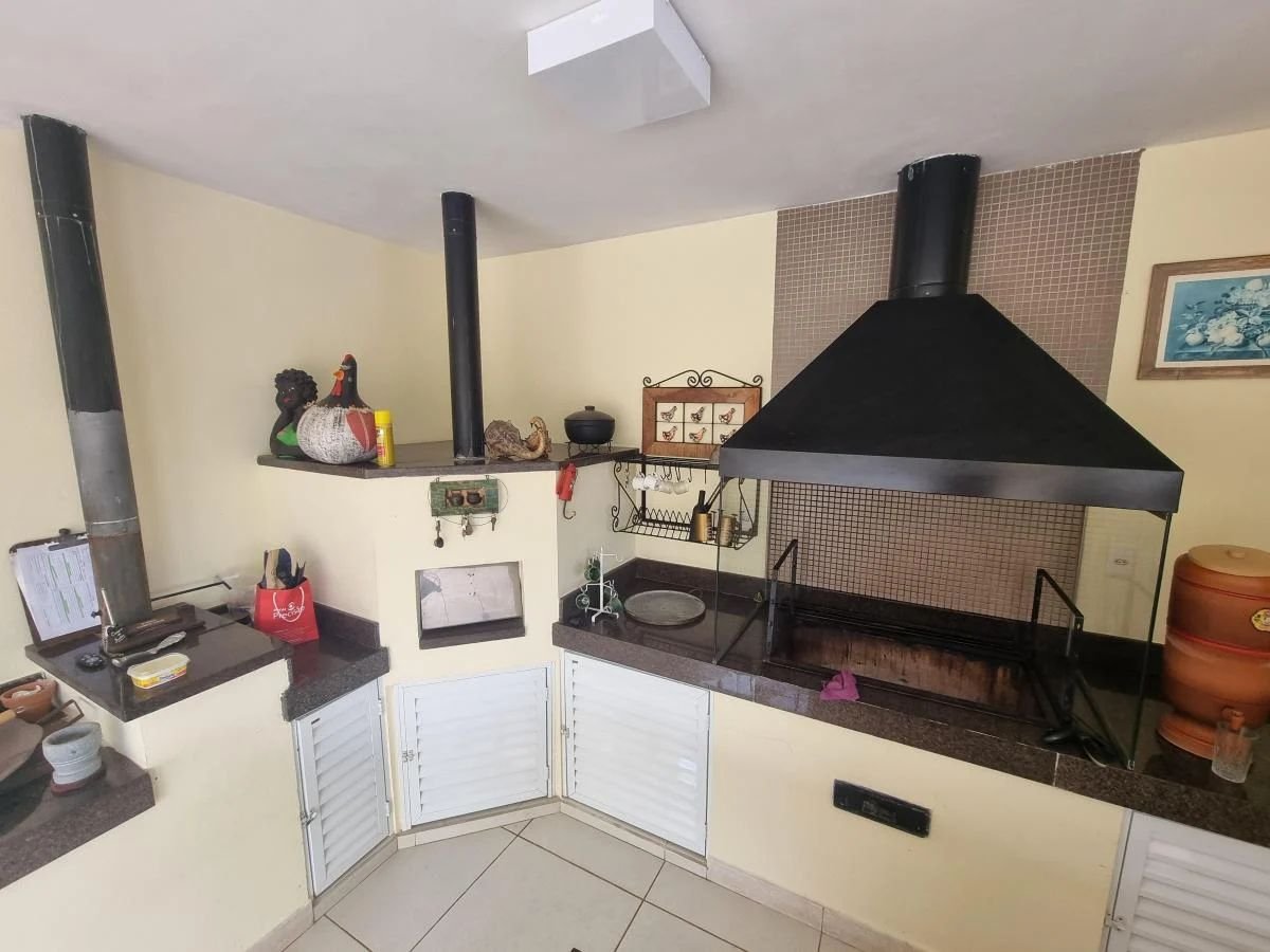 Chácara à venda em bairro nobre em Sorocaba próximo a Raposo Tavares e Centro