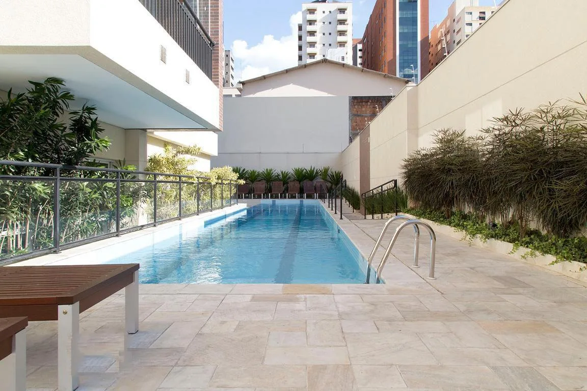 Apartamento mobiliado à venda na Rua Maestro Cardim no Condomínio SP4U