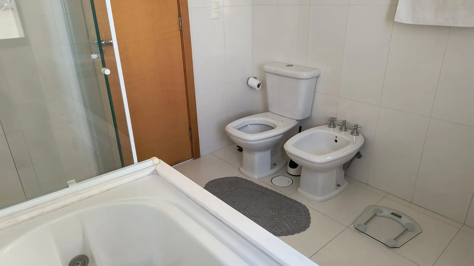 Apartamento de Alto Padrão com 208 m², 4 Suítes e 4 Vagas na Vila Mariana – São Paulo