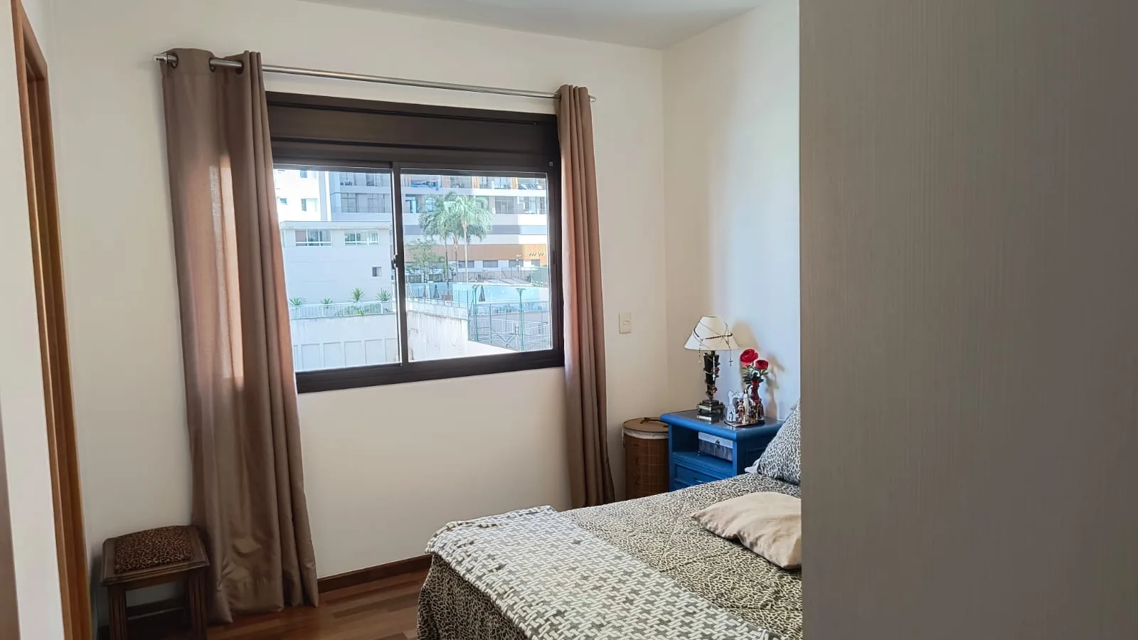 Apartamento de Alto Padrão com 208 m², 4 Suítes e 4 Vagas na Vila Mariana – São Paulo