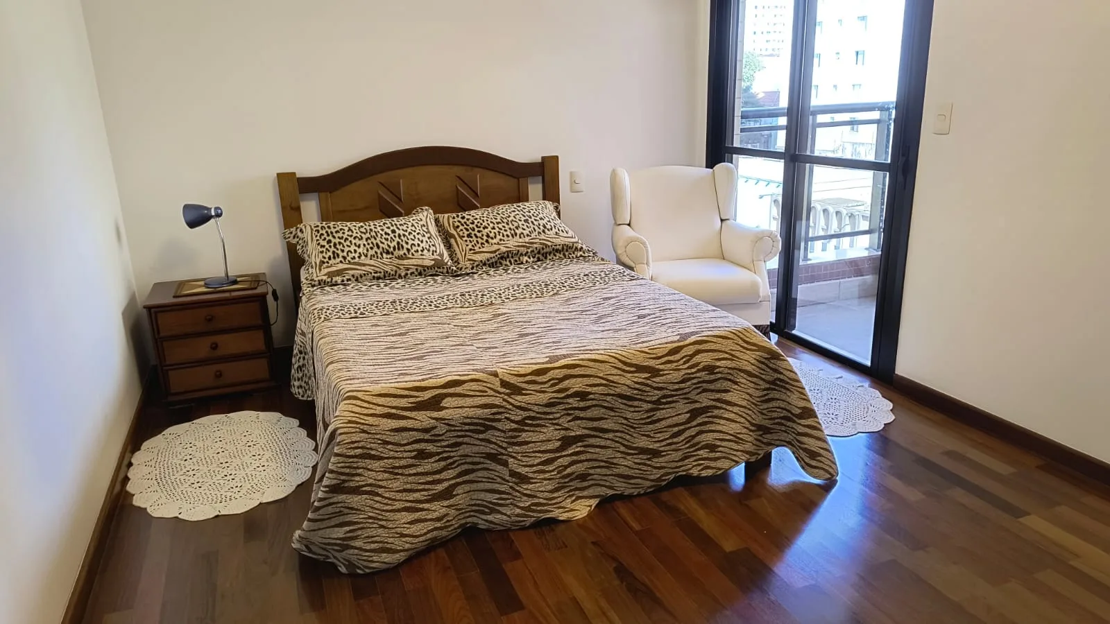 Apartamento de Alto Padrão com 208 m², 4 Suítes e 4 Vagas na Vila Mariana – São Paulo