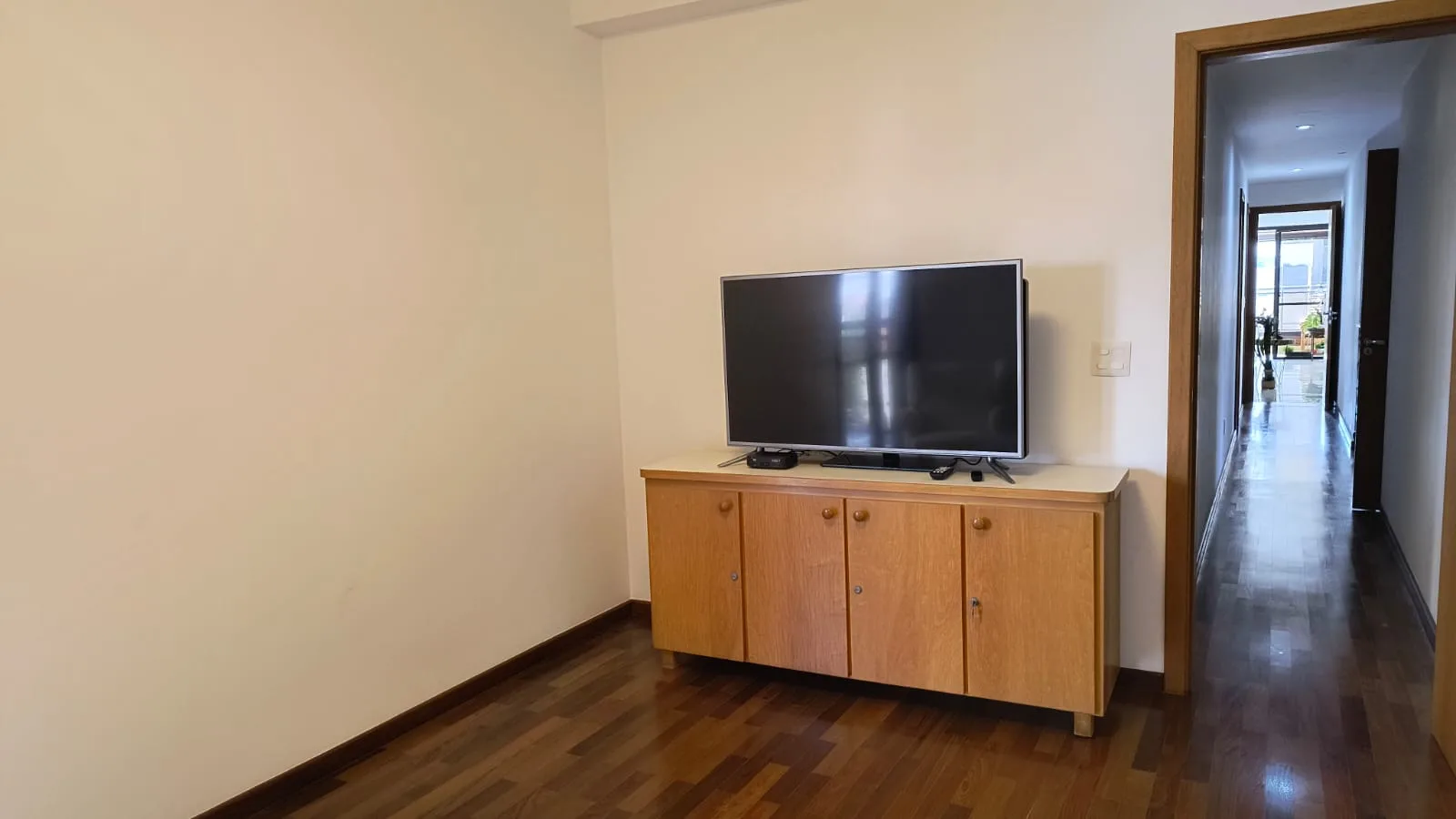 Apartamento de Alto Padrão com 208 m², 4 Suítes e 4 Vagas na Vila Mariana – São Paulo
