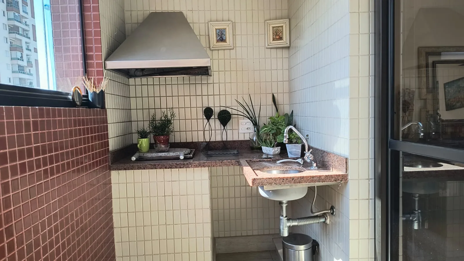 Apartamento de Alto Padrão com 208 m², 4 Suítes e 4 Vagas na Vila Mariana – São Paulo